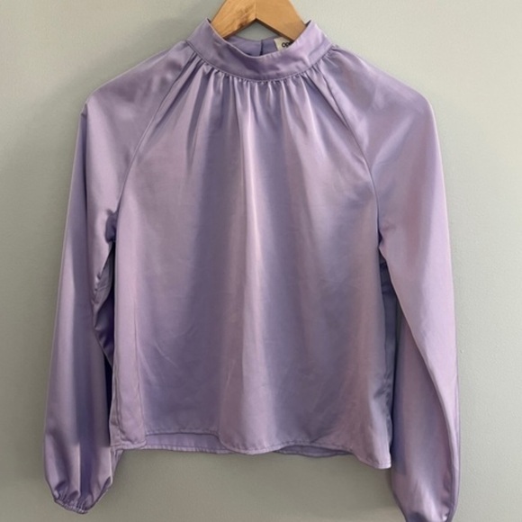 Open edit long sleeve blouse - Picture 2 of 2